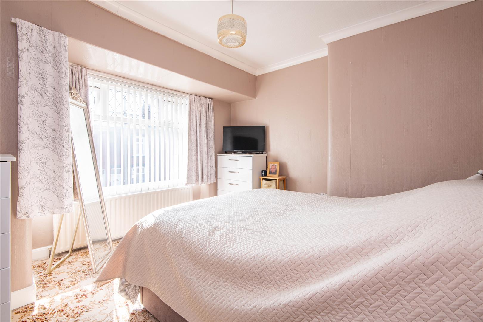 2 bed property in Regent Street, Chorley